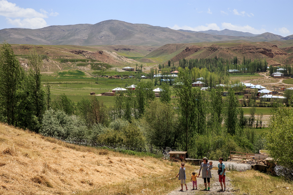 Başkale (Adamakert)